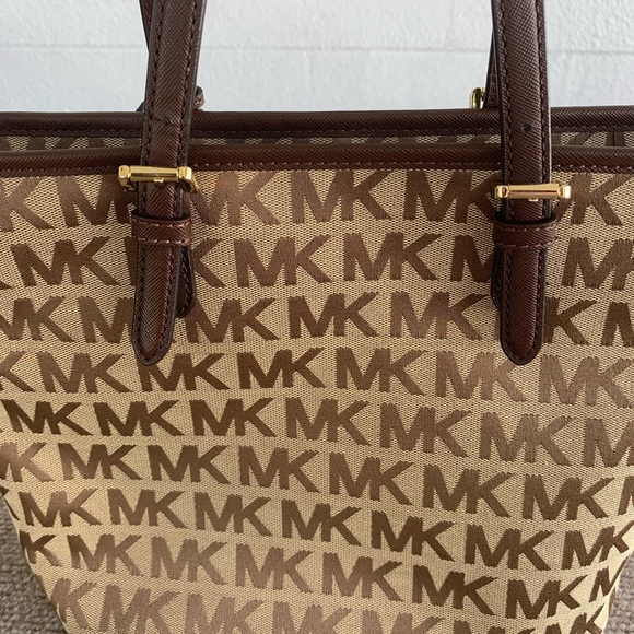 Michae Kors medium canvas tote bag - Picture 2 of 15